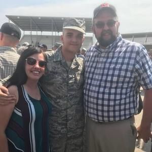 Meet your Posher, Sam